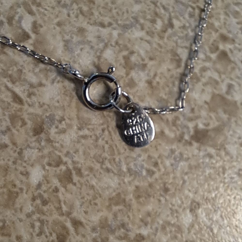 Mom Sterling Necklace - Picture 3 of 8